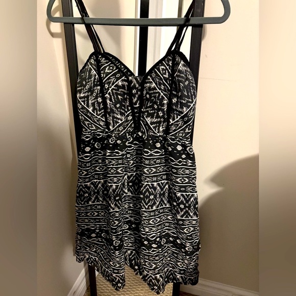 EUC Billabong Boho Shift Dress Womens Sz M - Picture 2 of 6